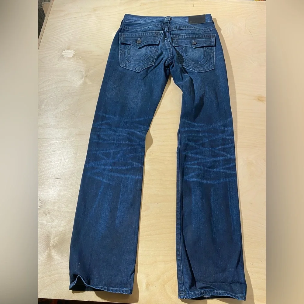 True Religion Ricky Relaxed Straight Jeans size 28 x 33 (LQ)